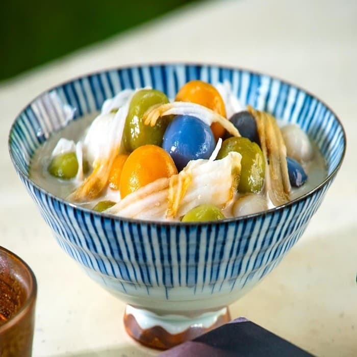 https://www.themealdb.com/images/media/meals/5572yt1779739329.jpg