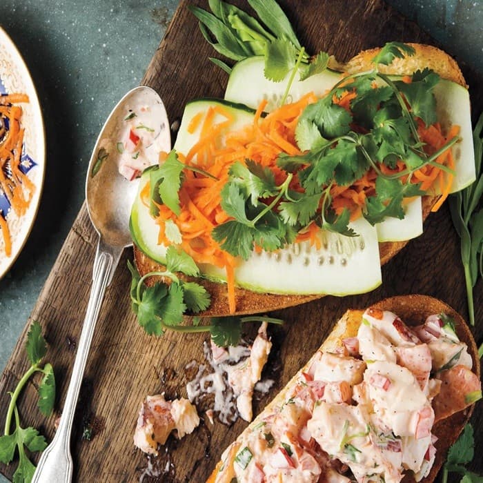https://www.themealdb.com/images/media/meals/o93jur1782769321.jpg